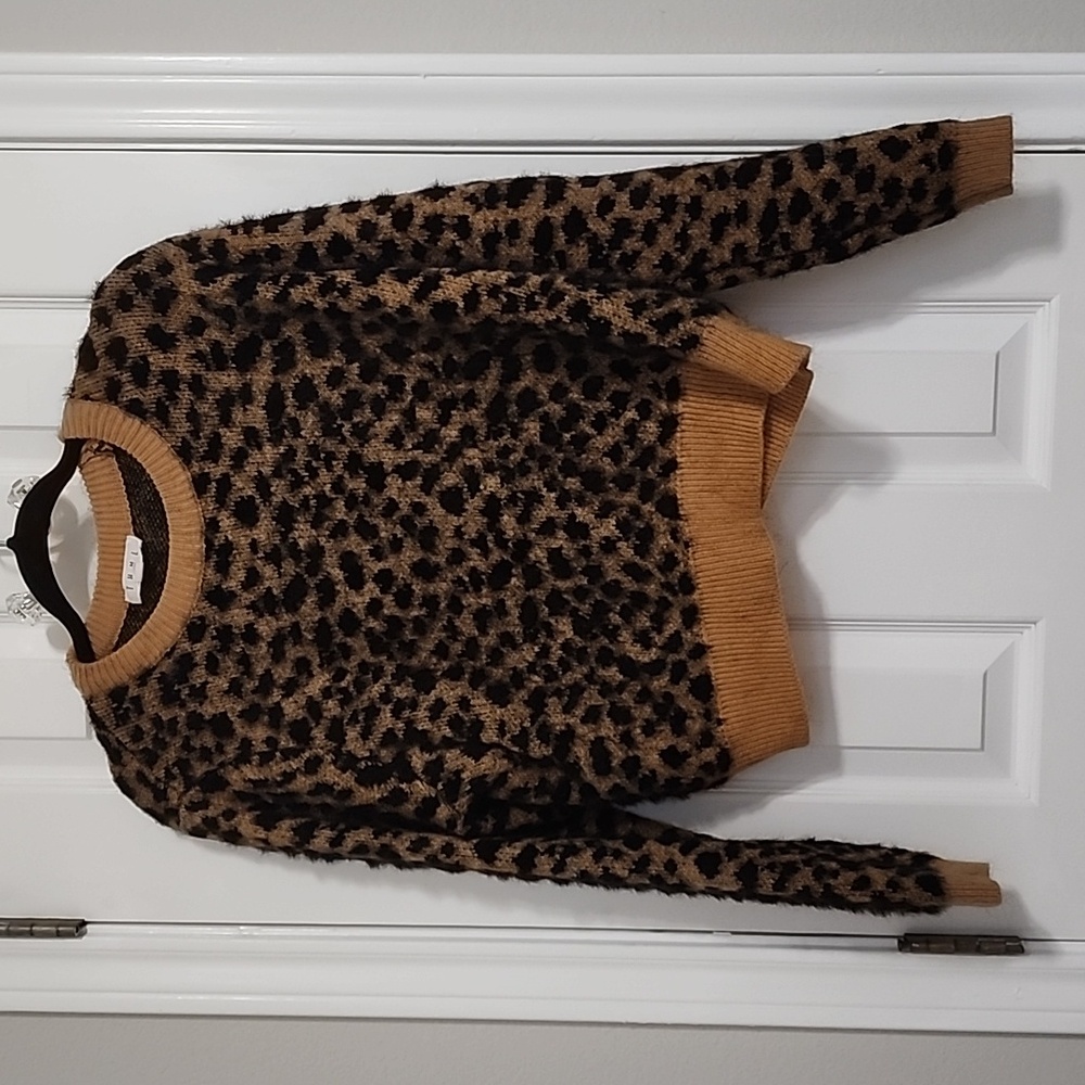THML Cheetah Crop Long Sleeve Fuzzy Sweater